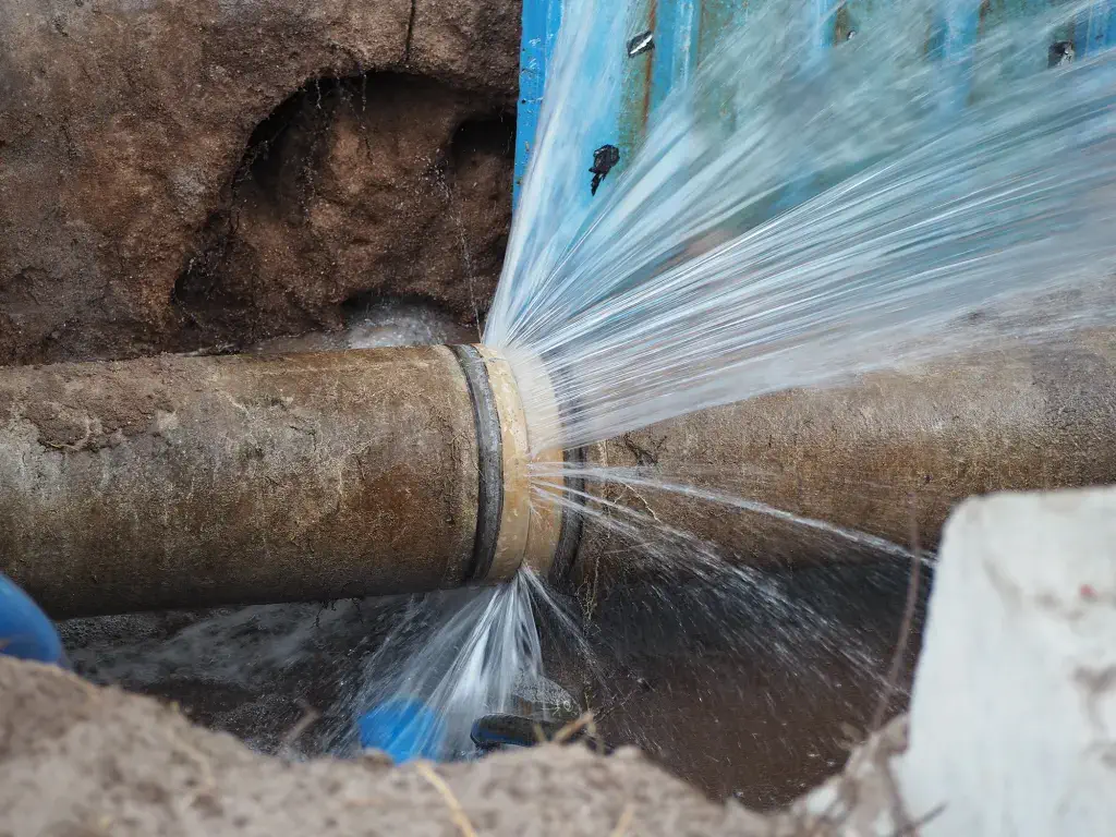 Leaking water pipe
